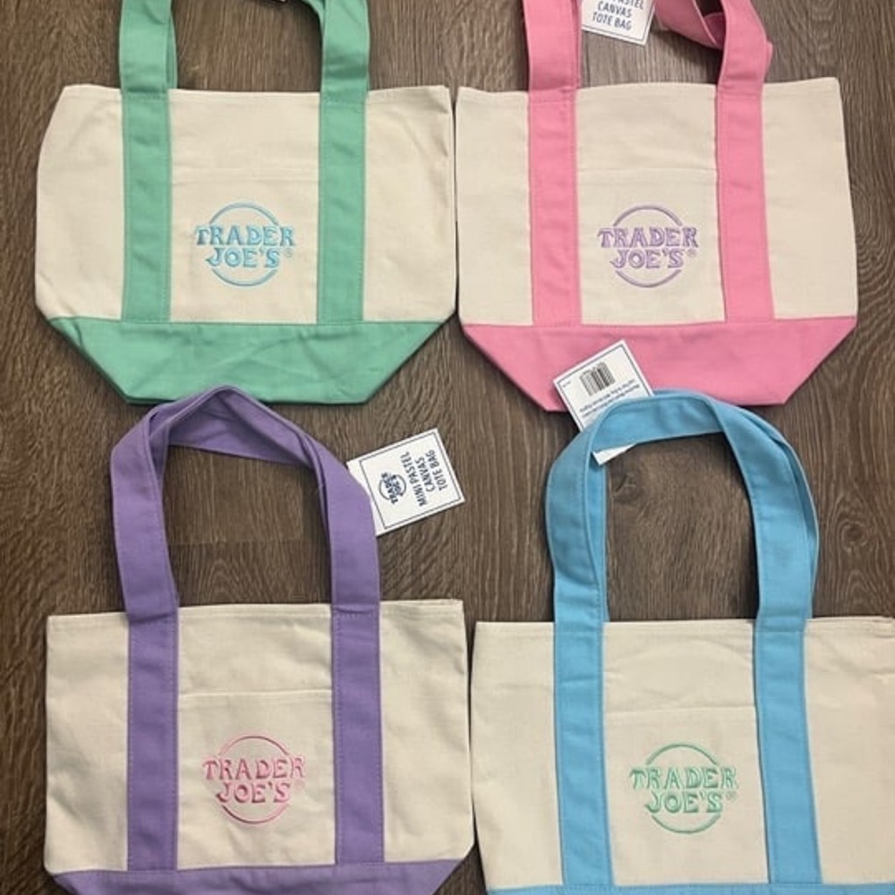 Vibrant Pink and Green Canvas Totes for Everyday Use